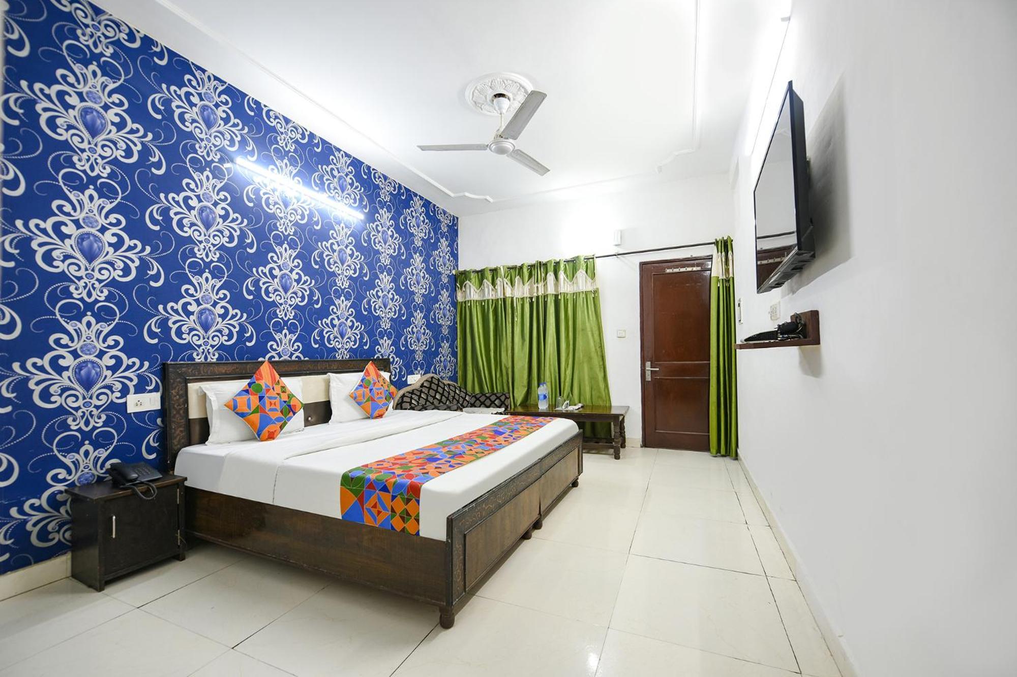 Fabexpress Diamond Sec 45 Otel Chandīgarh Dış mekan fotoğraf