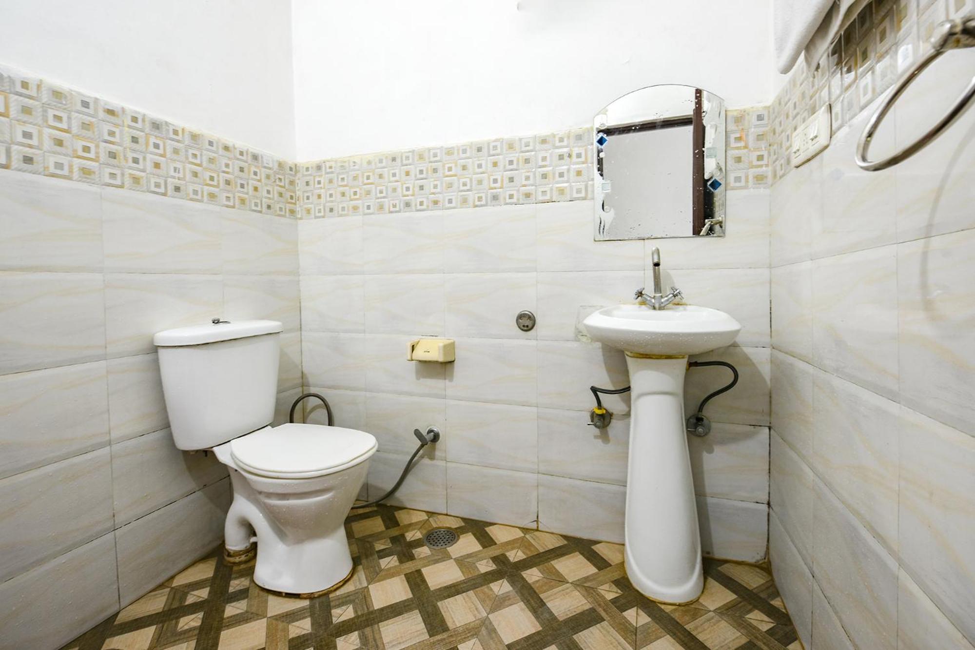 Fabexpress Diamond Sec 45 Otel Chandīgarh Dış mekan fotoğraf