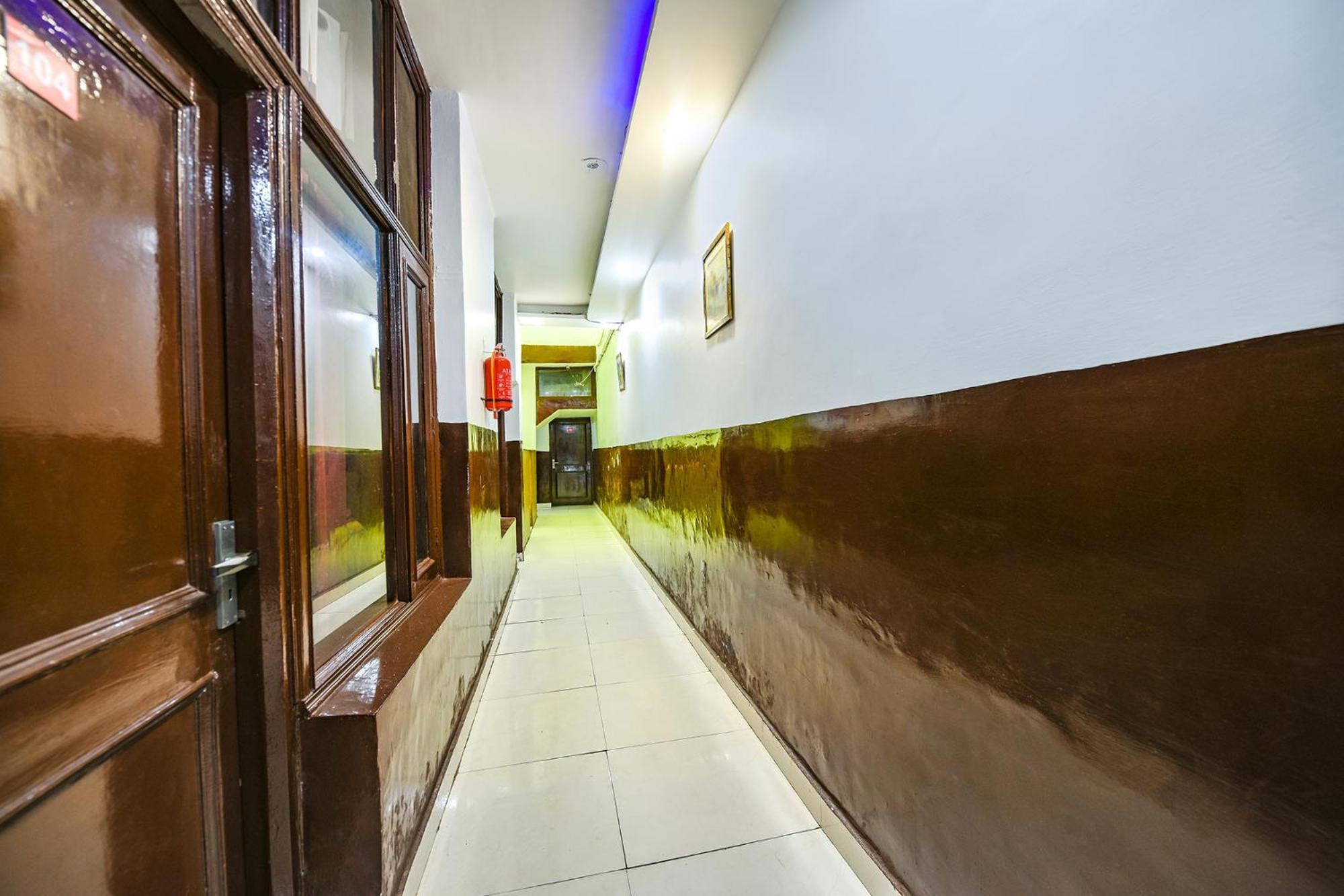 Fabexpress Diamond Sec 45 Otel Chandīgarh Dış mekan fotoğraf