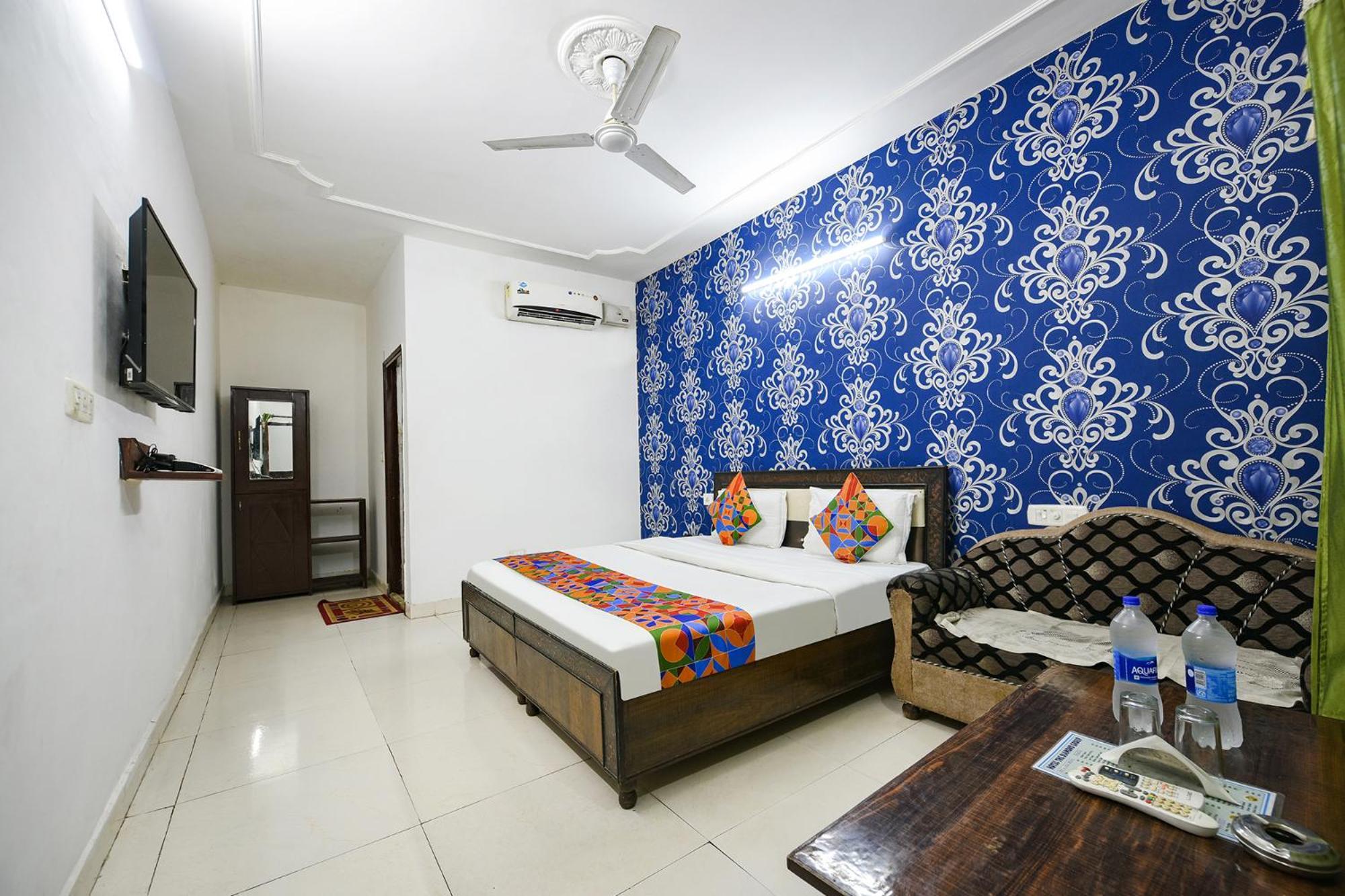 Fabexpress Diamond Sec 45 Otel Chandīgarh Dış mekan fotoğraf
